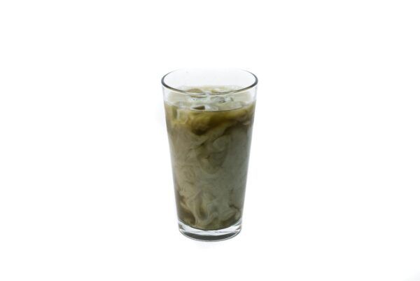 Cold-matcha-tea-1-600x401